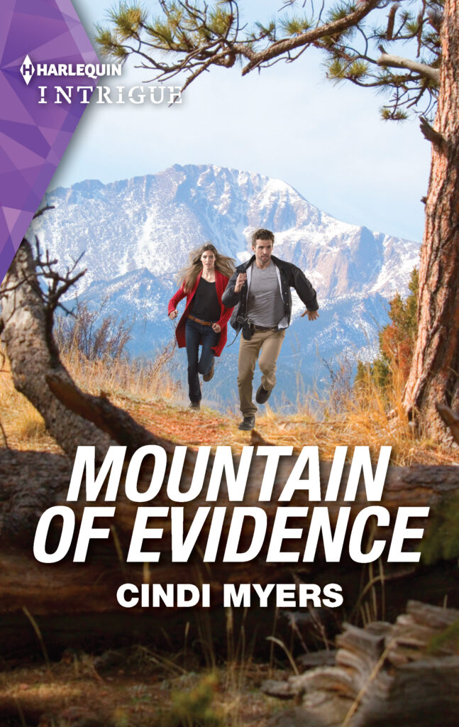 Cover image for Cindi Myers' Mountain of Evidence